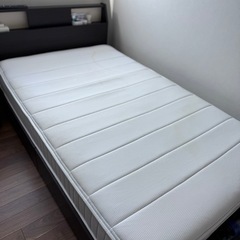 【受付終了】ニトリ　セミダブルベッド　