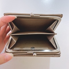 【交渉中】アニエスベー　がま口財布の画像