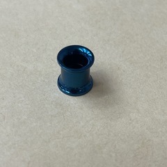 [未使用]
ボディーピアス　拡張用ピアス　ネジ式　0G 8mm ブルー系の画像
