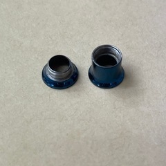 [未使用]
ボディーピアス　拡張用ピアス　ネジ式　0G 8mm ブルー系の画像