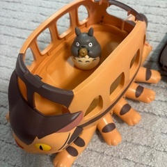 トトロのネコバスのおもちゃ　お取引中の画像