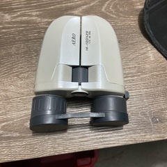 双眼鏡