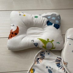 ほぼ未使用ベビー枕の画像
