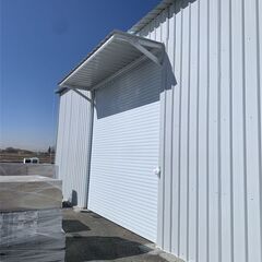 【高耐久スチール構造】モジュール式移動可能な倉庫／小型・大型対応！施工が早く、コストパフォーマンス抜群の仮設倉庫！頑丈な鋼構造で耐久性に優れ、長期間使用可能。必要に応じて拡張や移動も簡単！低コストで素早く設置できる理想的な保管スペース！モジュラーハウス、仮設住宅、倉庫、オフィス、仮住まい、移転、仮設工場、大型倉庫もカスタマイズ可能の画像