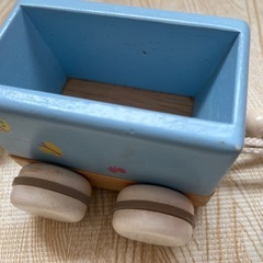 木製玩具　紐で引く列車の画像