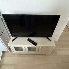 32型　テレビ　テレビ台付き