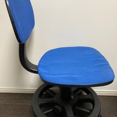 学習椅子の画像