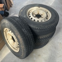 ハイエースタイヤ  195/80/15