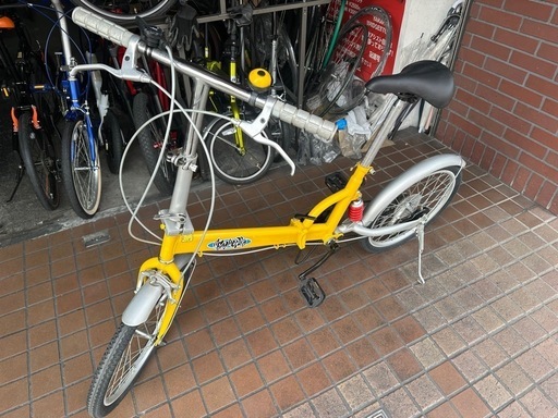 20インチ　外装6段変速　サスペンション付き折り畳み自転車　黄色