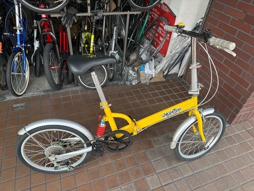 20インチ　外装6段変速　サスペンション付き折り畳み自転車　黄色