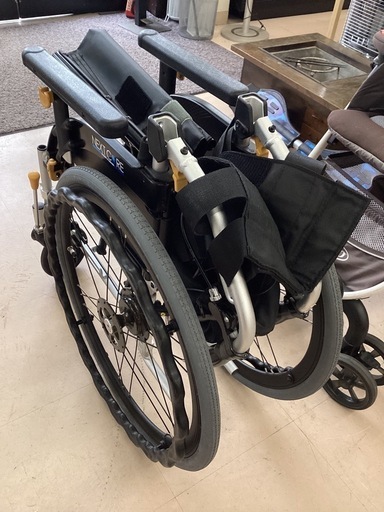松永製作所　自走式車椅子　NEXT-51B　ブルー　NEXT-CORE　マツナガ　手押し　ブレーキ付き　フットサポート　青　エアータイ