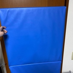 折りたたみヨガマットの画像