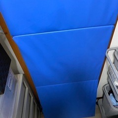 折りたたみヨガマットの画像