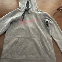 NIKEパーカー
