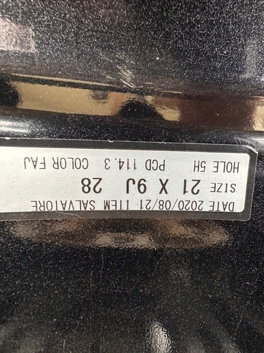 RAYS レイズ VERSUS 21インチ 9J +28 5H PCD114,3