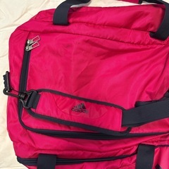 adidas アディダス　ボストンバッグ　旅行用バッグ　修学旅行　遠征　ピンクの画像