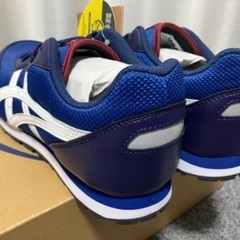 定価11000円　アシックス安全靴　未使用の画像