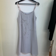 ワンピース　M グレー