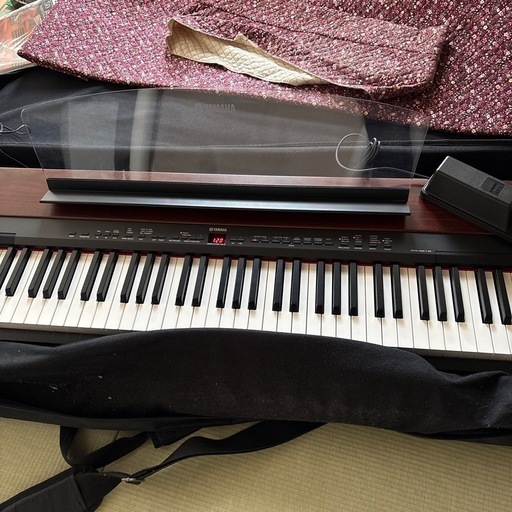 電子ピアノ