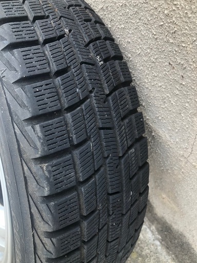 バリ山ダイハツ系などにスタッドレス4本