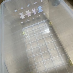 プーさん　蓋付き収納ケースの画像
