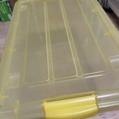 プーさん　蓋付き収納ケースの画像