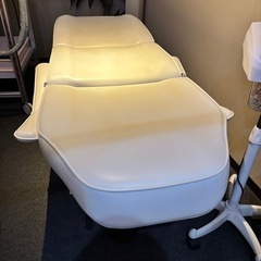 フェイシャル用ベッド&椅子&スチーマー
