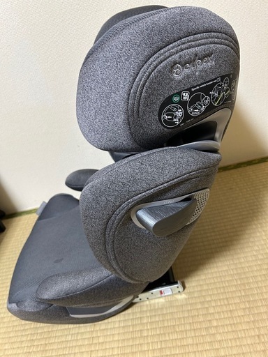 Cybex サイベックス　
ソリューション T i-FIX グレー