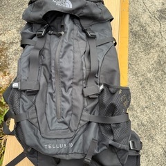 【美品】ノースフェイス　ハイキングリュック　テルス30