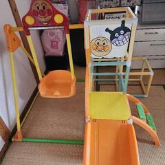 アンパンマン遊具の画像
