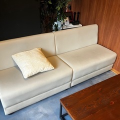 無料お渡し。白ソファー