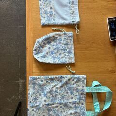 ハンドメイドバックと巾着の合計３点セット