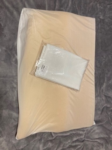 【カバー新品】テンピュール枕　半額以下でお譲りします