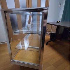 P.F.S.ガラスケースの画像