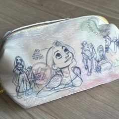 未使用品 ディズニー TDS 塔の上のラプンツェル ポーチ 小物...