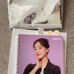 twice ノート（1つあたり700円）