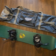 【無料】スノーボード EVOL 143cm（ケース付き）
