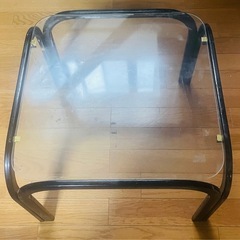 ガラスローテーブル　48 x 48 x36cm