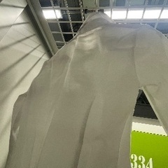 【あげます！】4月限定！ほぼ新品！白のブラウスの画像