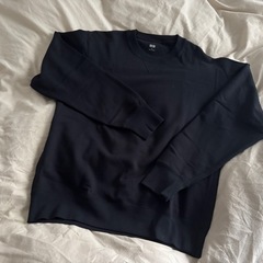 UNIQLO スウェットシャツ