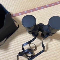 双眼鏡の画像