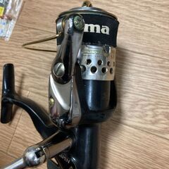 OKUMA　MEGASPIN　　ジギング　スピニングリール　おまけおまけスプール付き　大型サバ　イナワラ　サーフ狙いなどにの画像