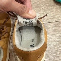ZARA スニーカー12.5【新品未使用】の画像