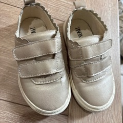 ZARA シルバーハートスニーカー　13.5　美品の画像