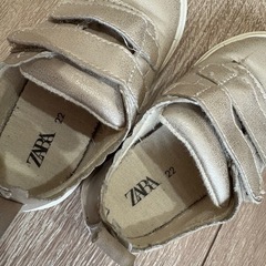 ZARA シルバーハートスニーカー　13.5　美品の画像