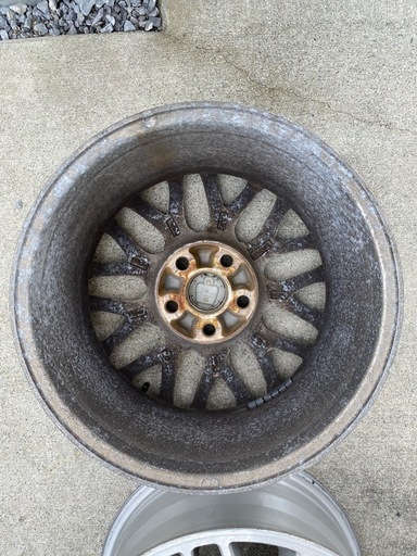  トヨタ　クラウン純正ホイール2本　
16×7.5J +55 5H 114.3 他車種流用など 