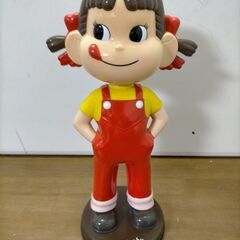 ペコちゃん首振り人形・非売品 【茶色台座】250402-7T