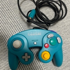 ゲームキューブコントローラー×3 (switchハブ付き)の画像