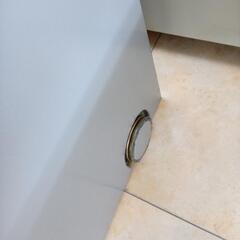 ★ジモティ割あり★ ITOKI 袖机 アイボリー H70×D69×W40 クリーニング済み OJ8644の画像