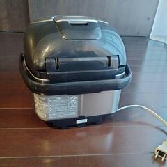 【取引完了】東芝・炊飯器5.5合・真空圧力の画像